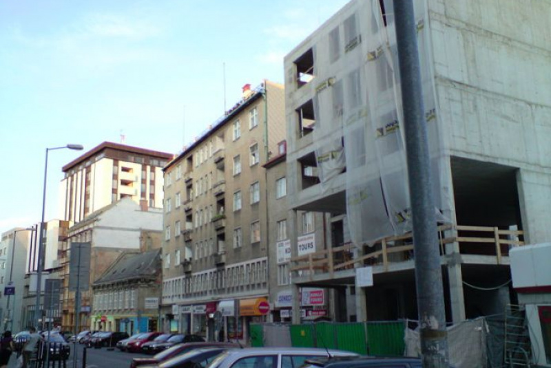 Novostavba polyfunkčného objektu Dunajská ulica , Bratislava